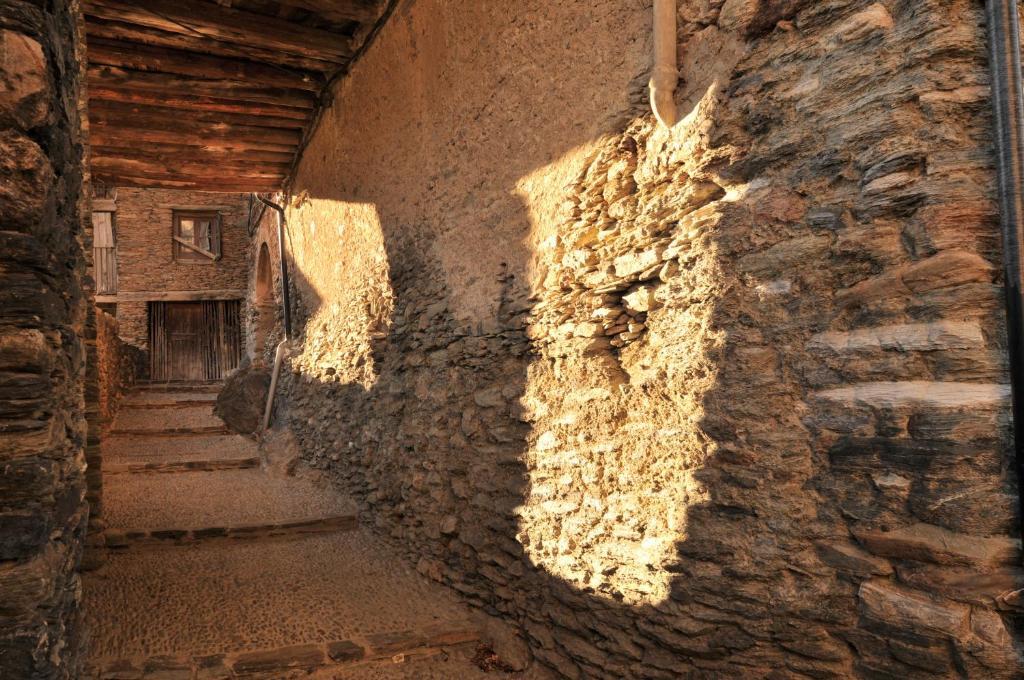 Casa Rural La Comella Tirvia Экстерьер фото