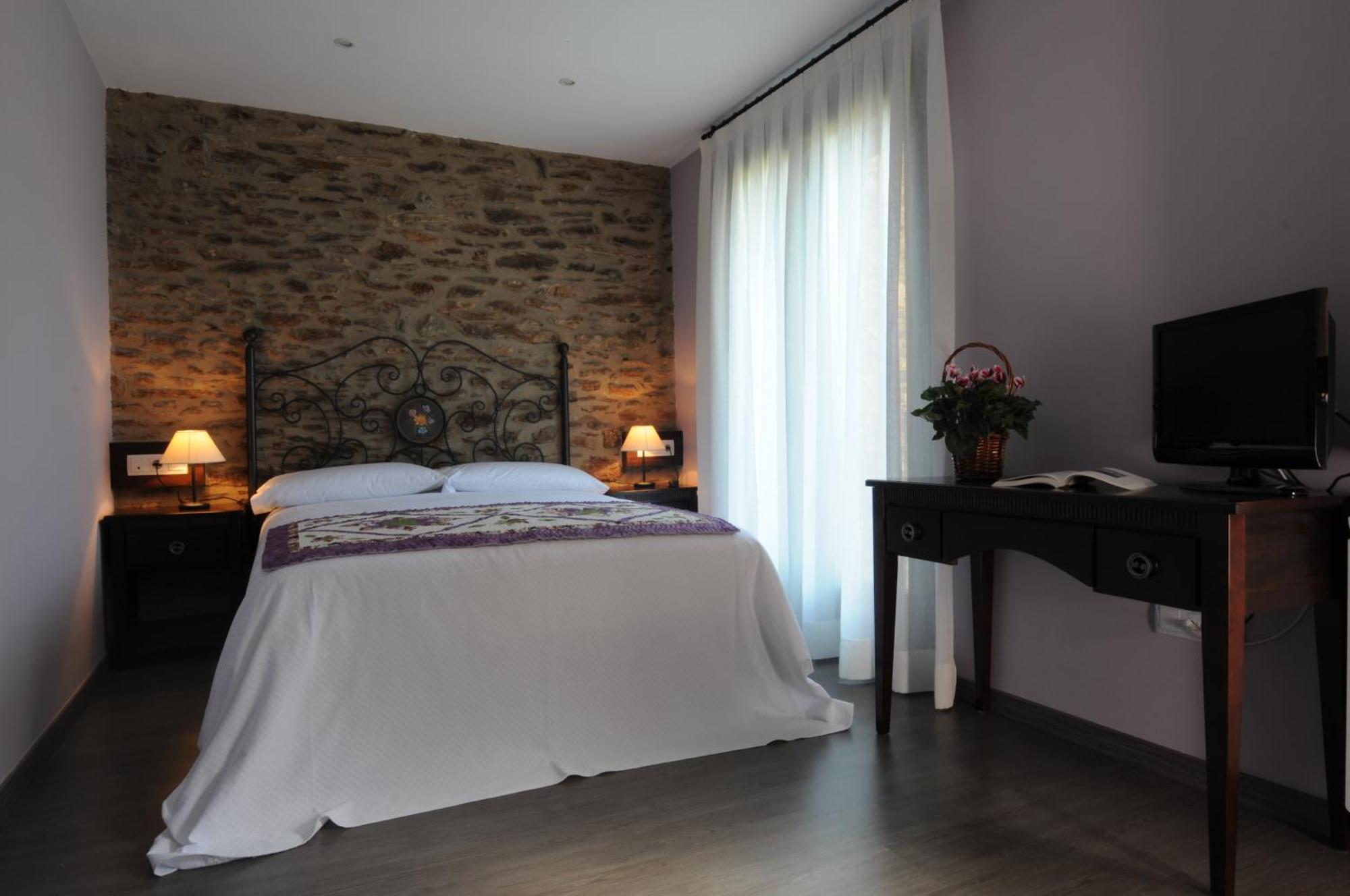 Casa Rural La Comella Tirvia Экстерьер фото