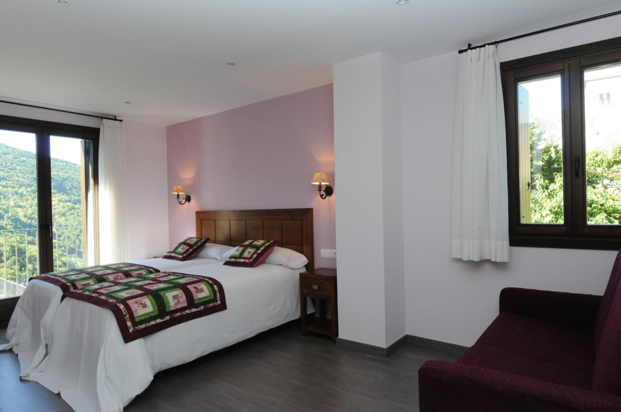 Casa Rural La Comella Tirvia Экстерьер фото
