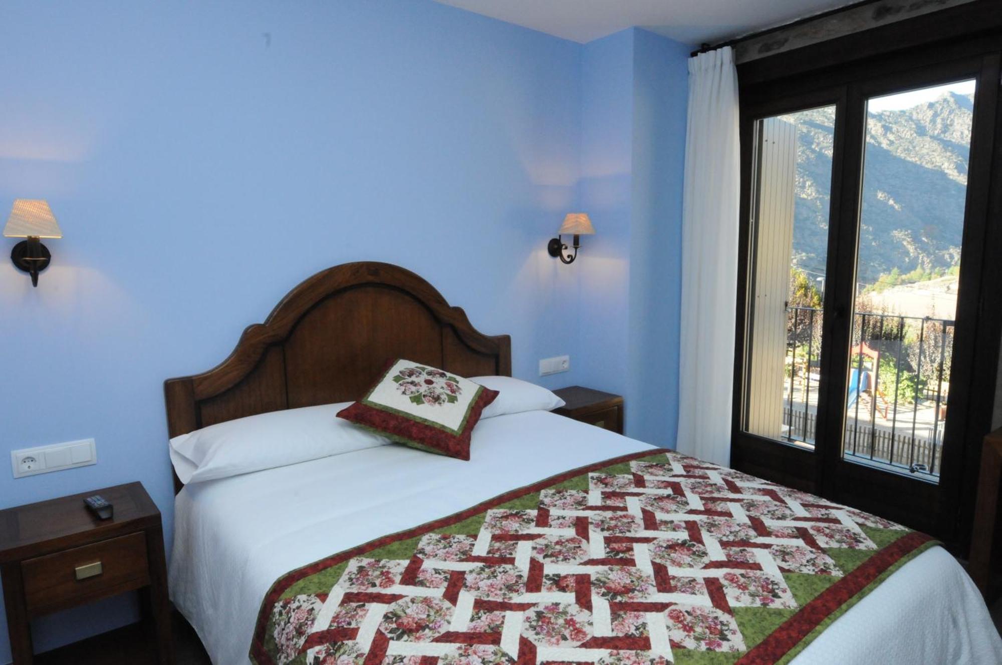 Casa Rural La Comella Tirvia Экстерьер фото
