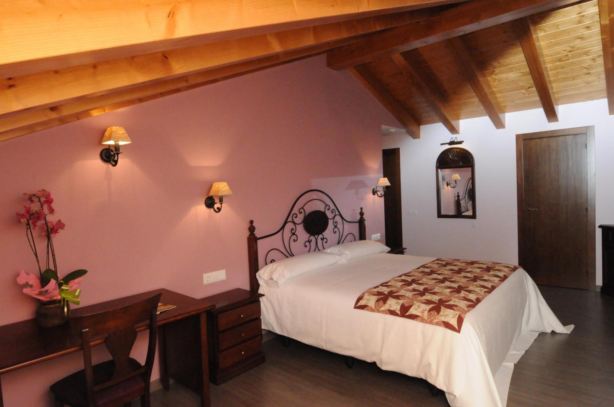 Casa Rural La Comella Tirvia Экстерьер фото