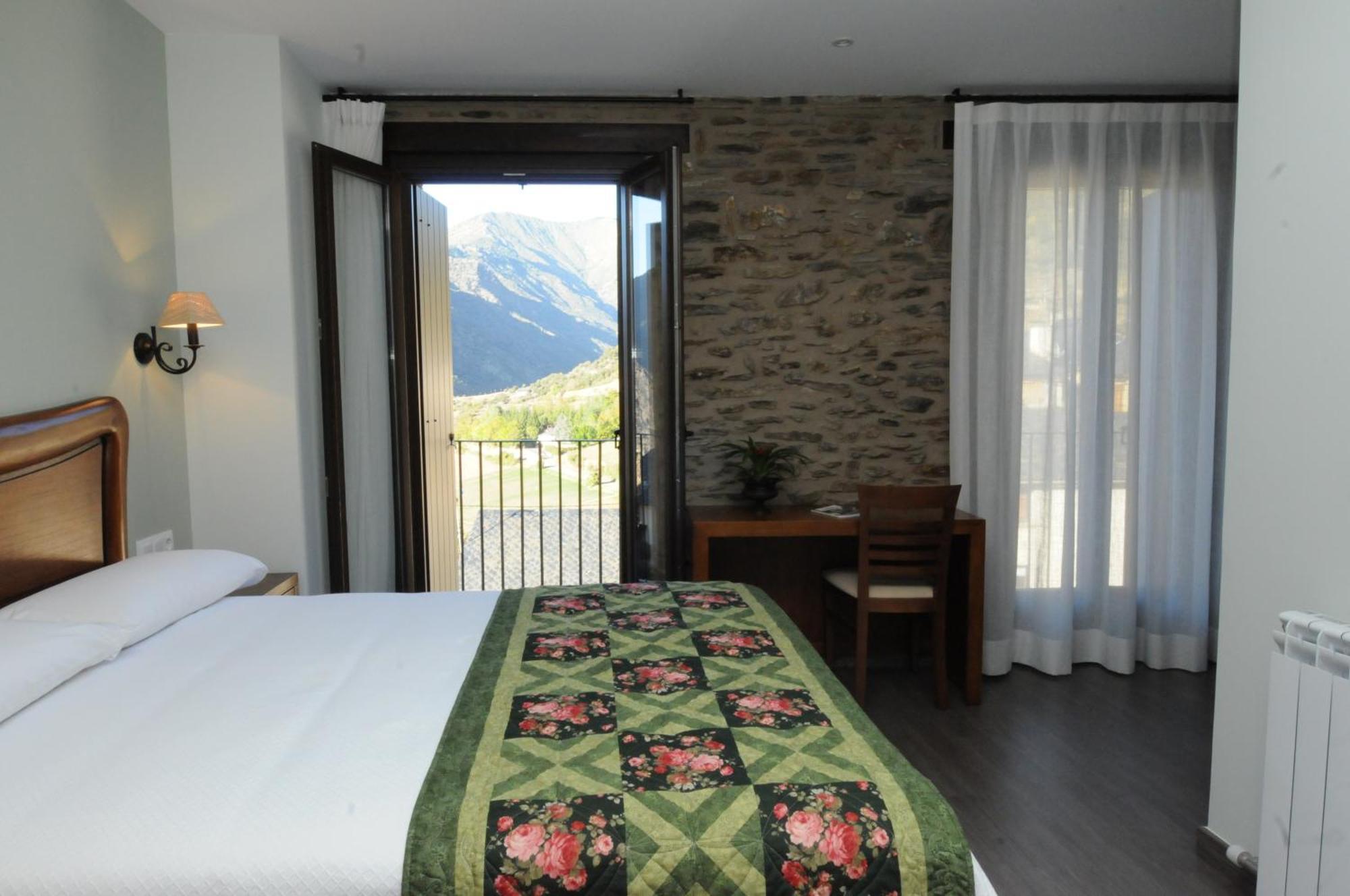 Casa Rural La Comella Tirvia Экстерьер фото